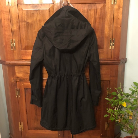 laundry by shelli segal rain jacket